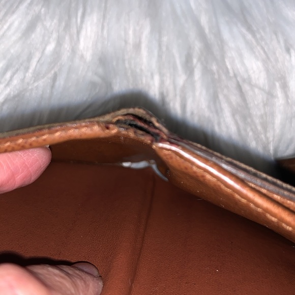 Louis Vuitton Elise Wallet - Picture 14 of 15